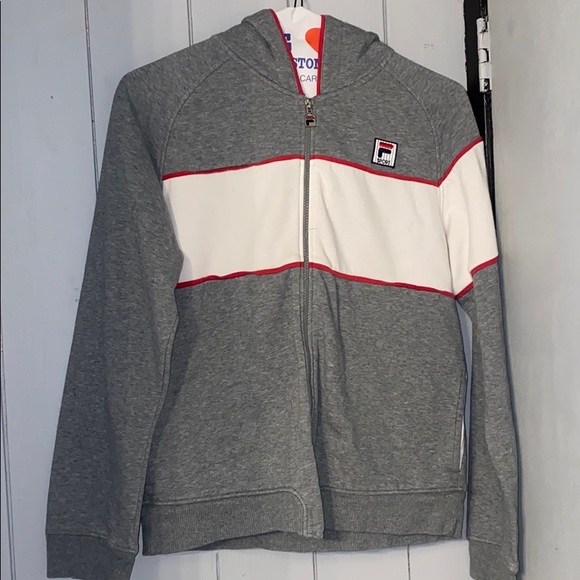 grey fila sweatshirt
